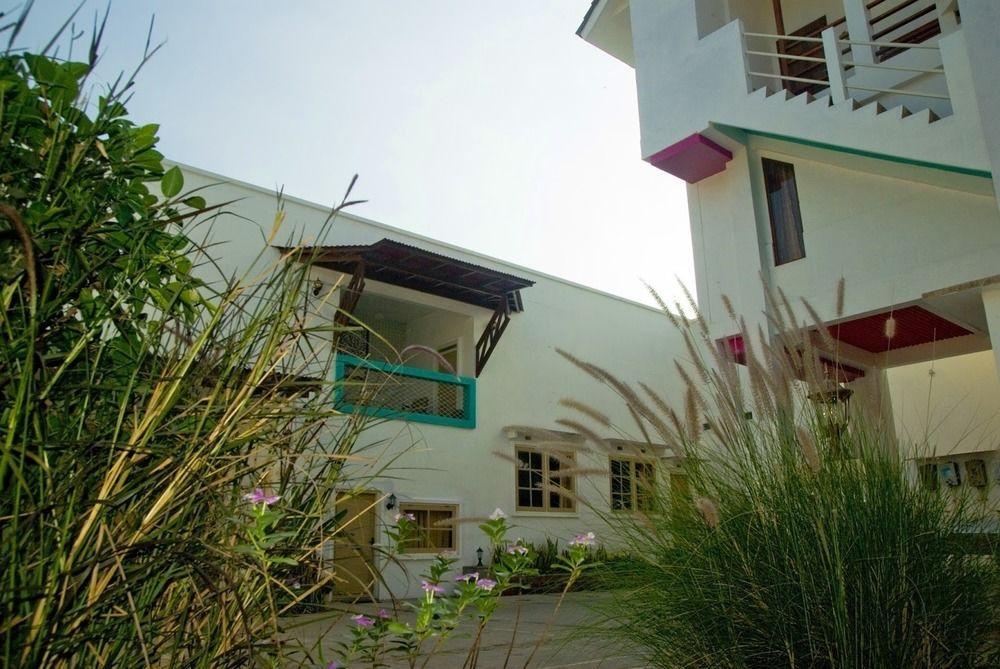 Family Hotel Gradia 2 Batu  Exterior foto